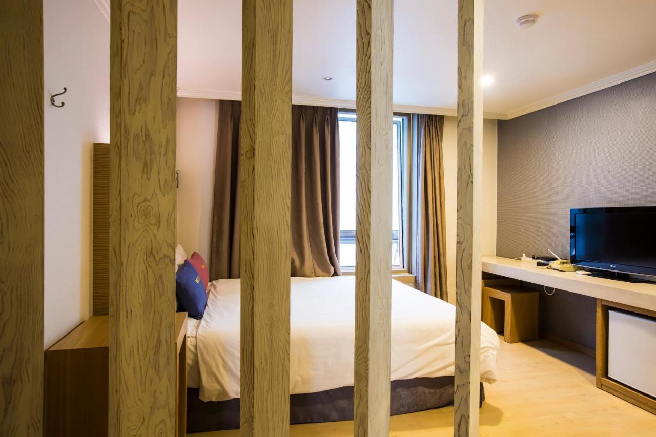 Central Hotel Changwon Exterior foto
