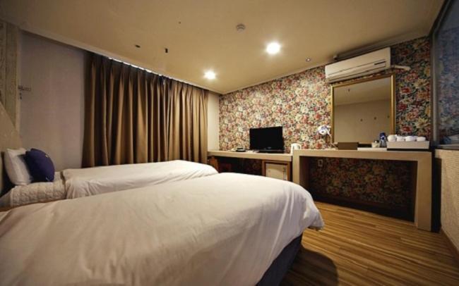 Central Hotel Changwon Exterior foto