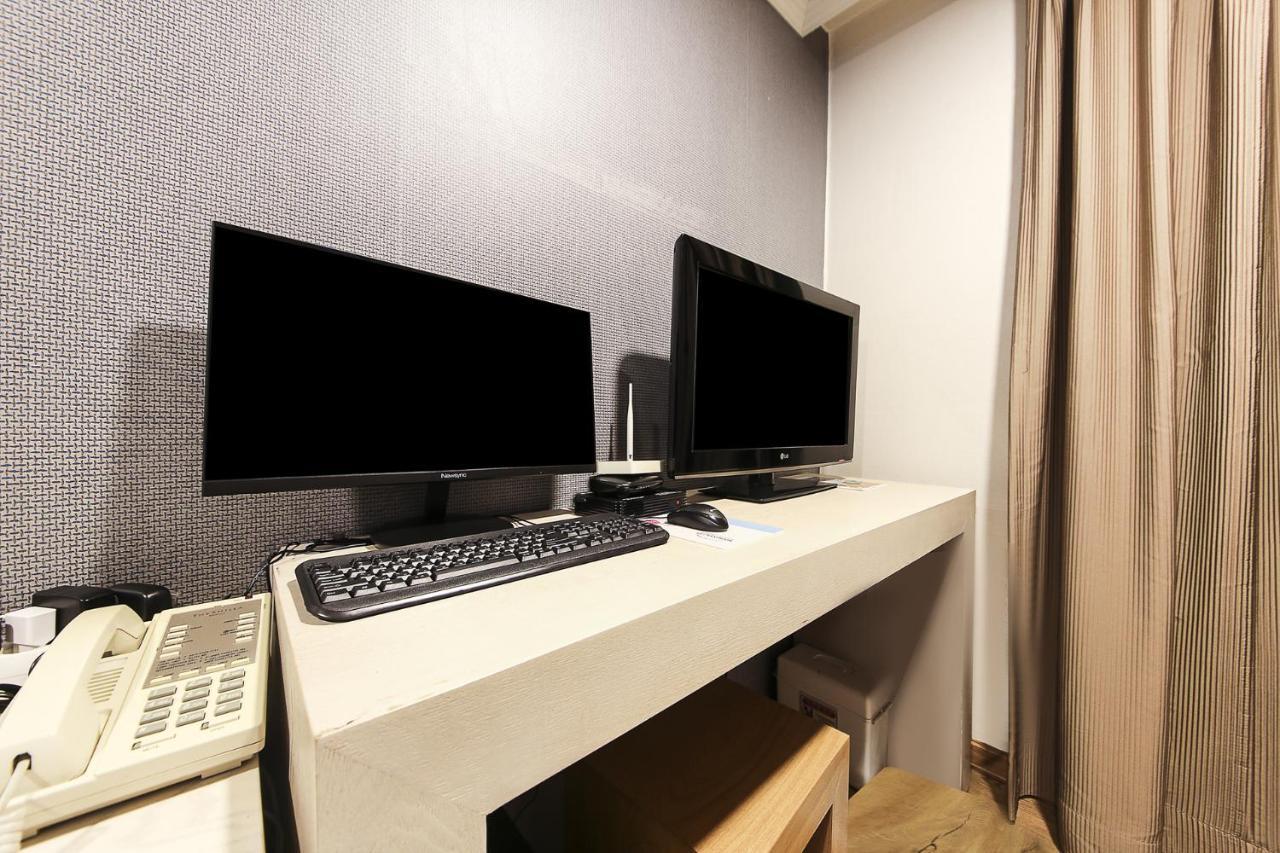 Central Hotel Changwon Exterior foto