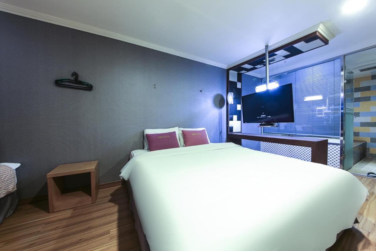 Central Hotel Changwon Exterior foto