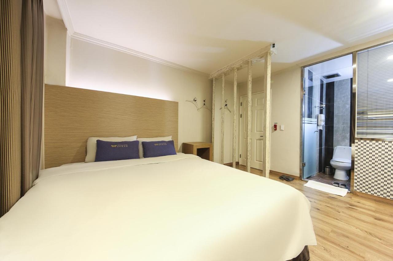 Central Hotel Changwon Exterior foto