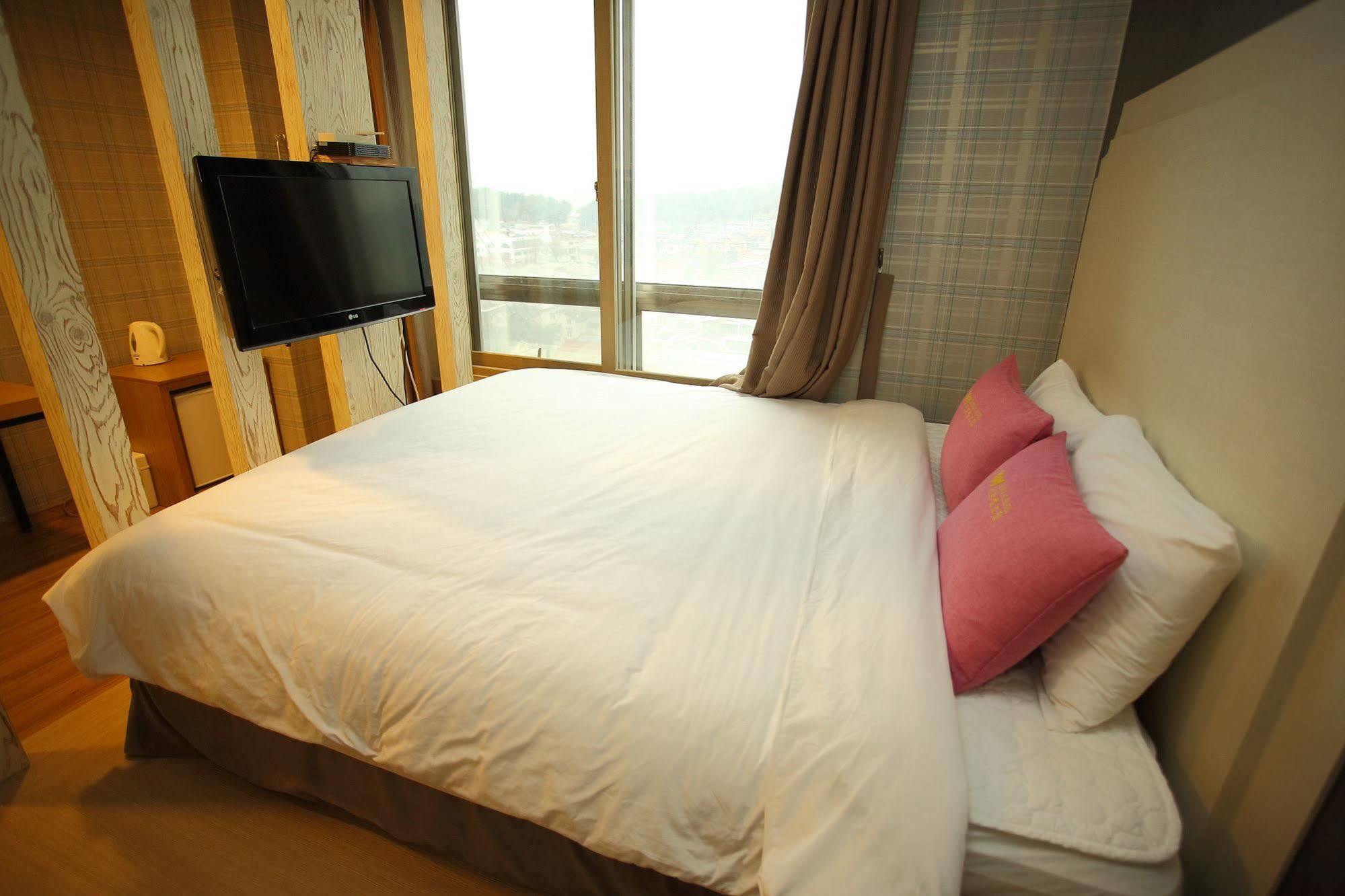 Central Hotel Changwon Exterior foto